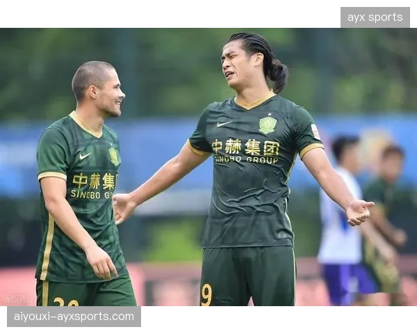 轮换阵容后防隐忧与补时英雄：如何在关键时刻挽救球队的“最后一搏”